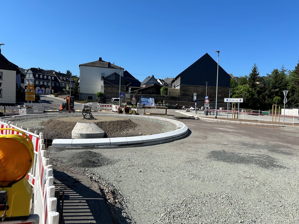 2023 November Kreisverkehrsplatz, Rhaunen Ingenieurteam Günter